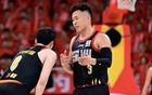 CBA季后赛一夜3人伤退！深圳91-80挽救赛点，布朗空砍32分5篮板