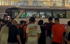杀人诛心！上海男篮球迷赛后对着广厦大巴喊“谢谢孙铭徽”