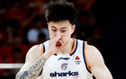 CBA大洗牌！5000万转会创纪录，杨鸣遭疯抢，多队抢着开顶薪
