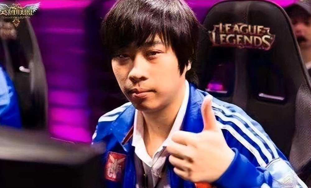 阿斯顿维拉VS热刺直播诺维奇VS热刺，阿森纳VS埃弗顿，水晶宫VS曼联，曼城VS维拉